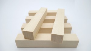 Klocek lipowy rzeżbiarski 33x33x100mm kl.1 (10szt)